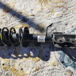 NISSAN VERSA SEDAN 2016 shock assembly front right side