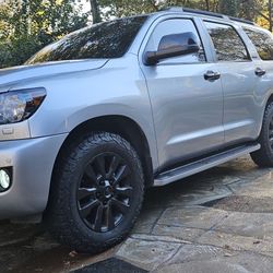 2010 Toyota Sequoia
