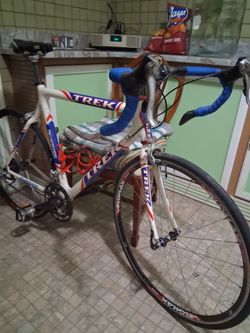 Trek carbon fiber