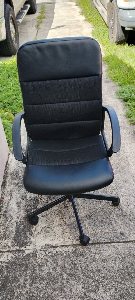 Silla De Computadora Perfecto Estado 