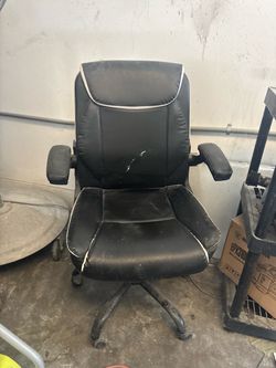 Black Leather Office Chair with Armrests