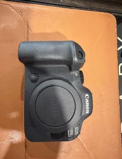 Canon EOS R6 Mark II Mirrorless Camera (Body Only)