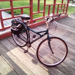 Selling Today A Cannondale 26" Aluminum Bike For A Bargain $300 OBO 