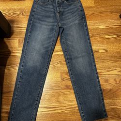 Size 4 women’s jeans new with tags