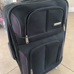 Carry On Size Suits Case $25 Each