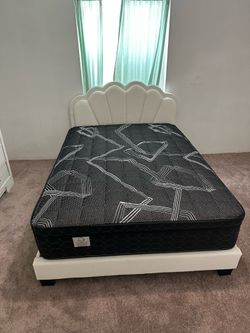 Full size mattress pillow top 12”.   New mattress in a plastic sealed.   We offer same day delivery