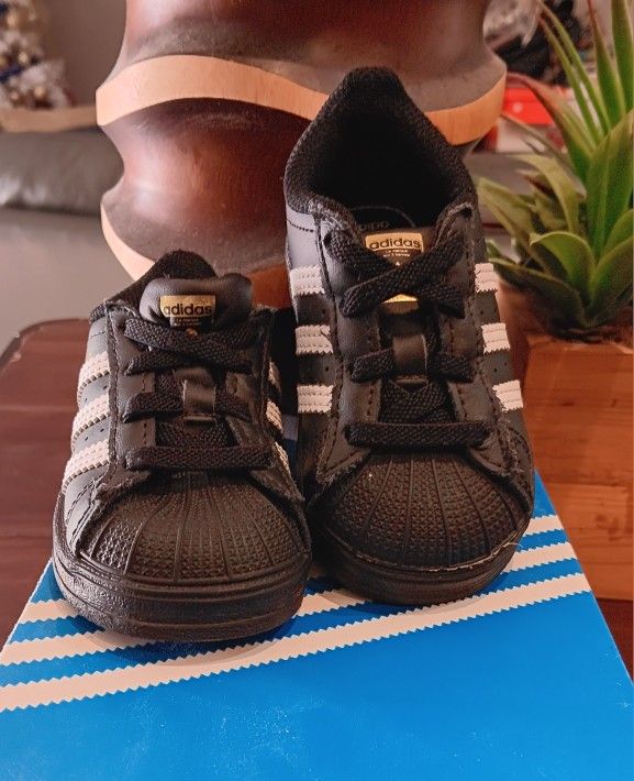 Toddler Athletic Shoes