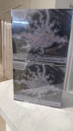 Pokemon Center Pitch Black ETB