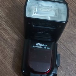 Flash Nikon SB900 in excellent condition