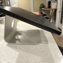 Raindesign Laptop Stand