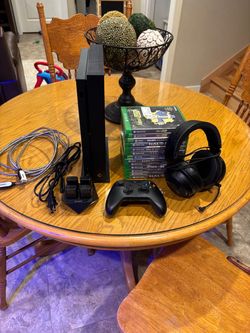 Xbox 1 X Gaming Bundle