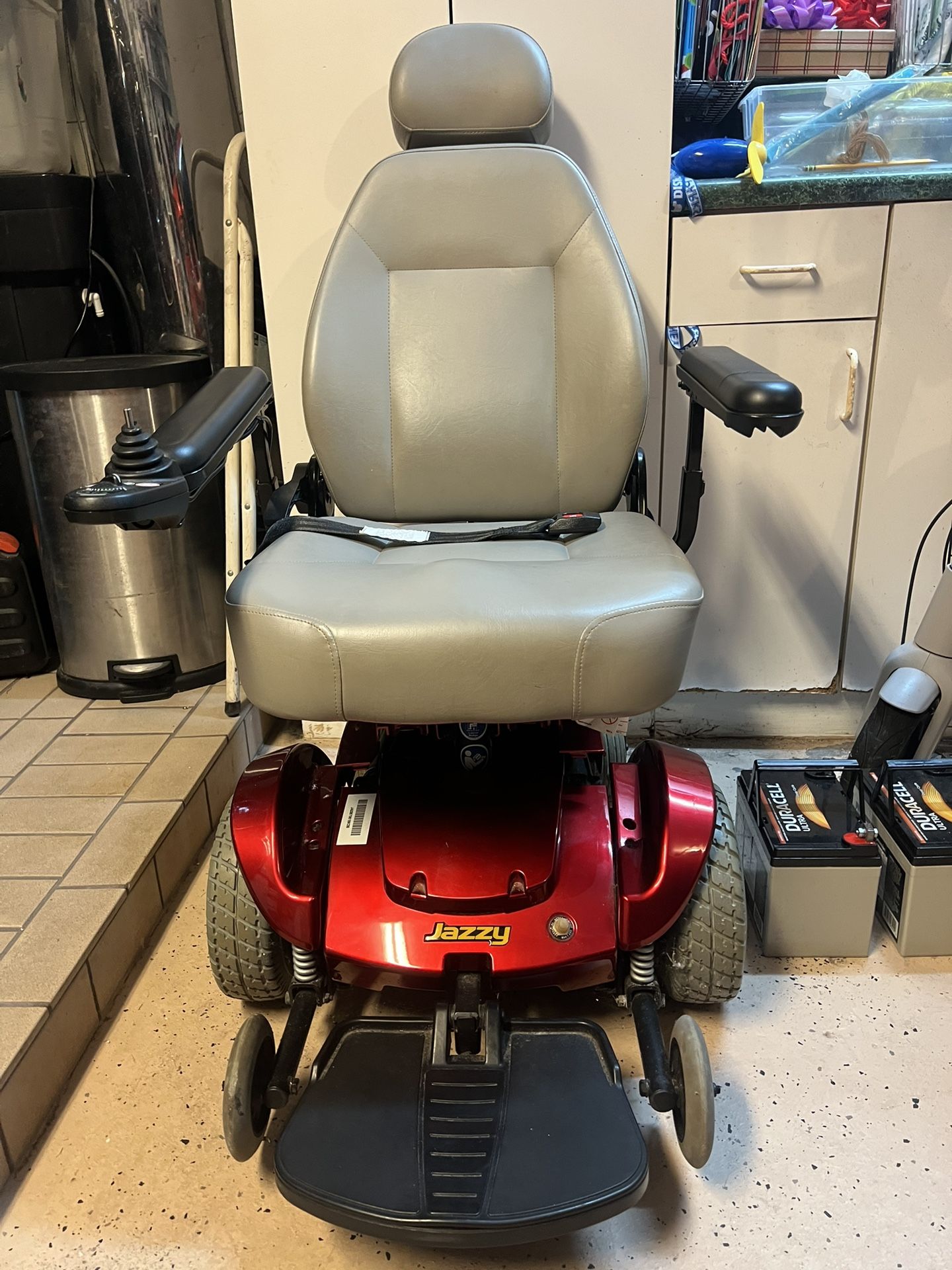 Mobility Scooter - Jazzy select GY