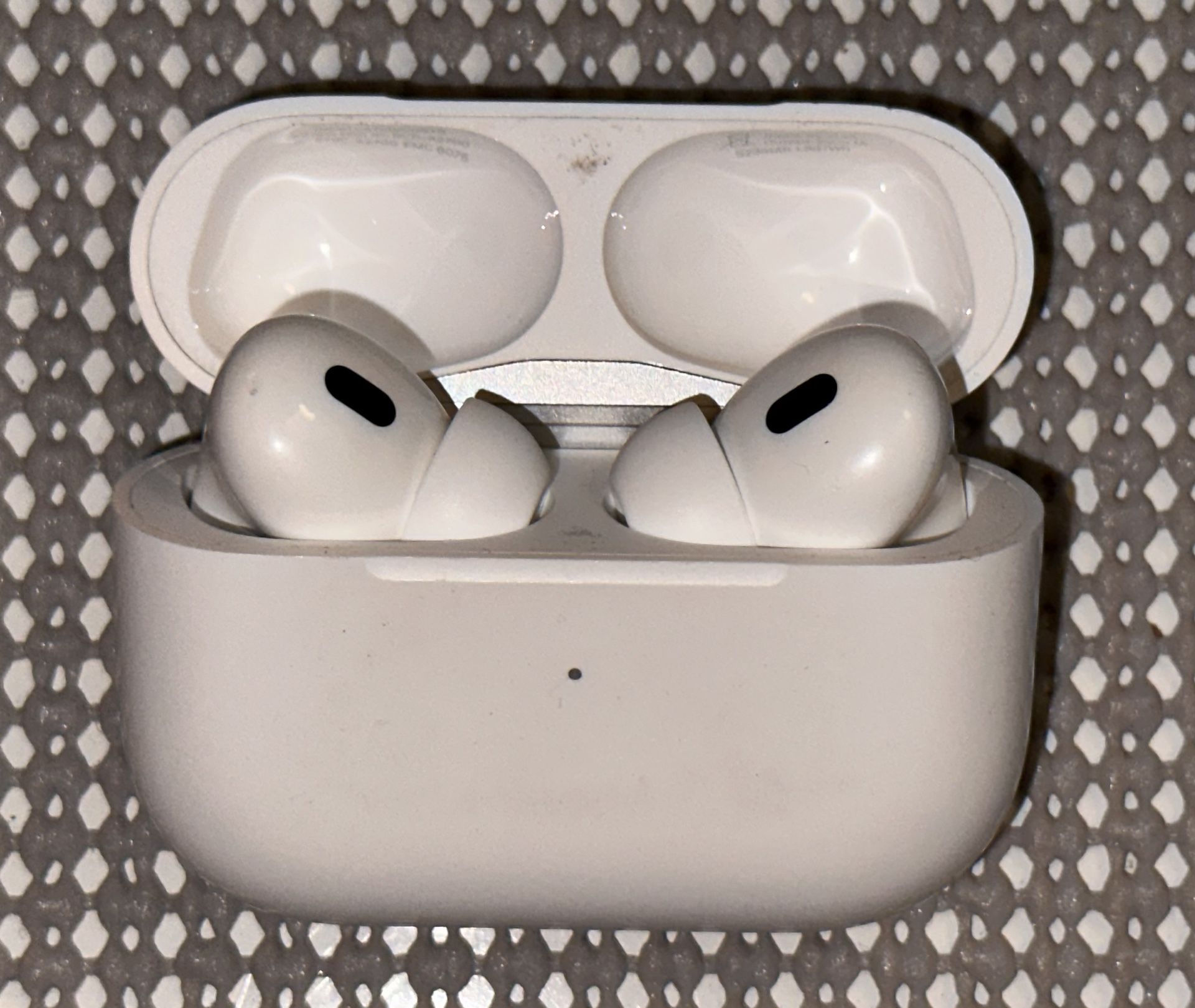 Apple AirPods Pro (2nd generation),Model A2698