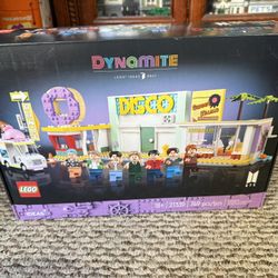 RETIRED LEGO Ideas #21339 BTS Dynamite
