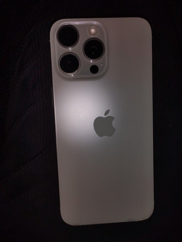 iPhone 16 Pro 