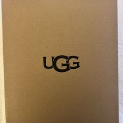 UGG CLASSIC MINI II CHESTNUT SIZE 7