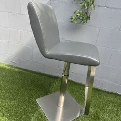 4 Grey Bar Stools 
