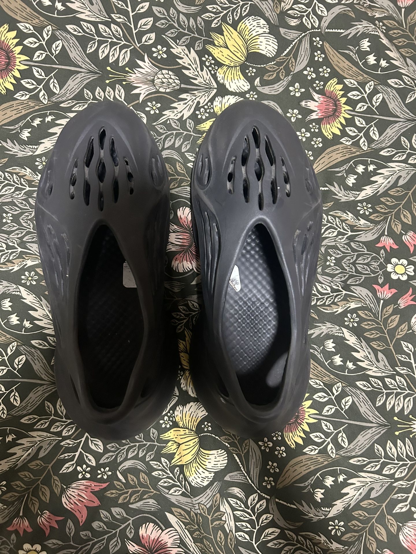 Yeezy Adida Foam Runners Black (real)