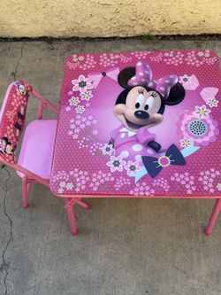 Minnie Mouse foldable table and chair for kids