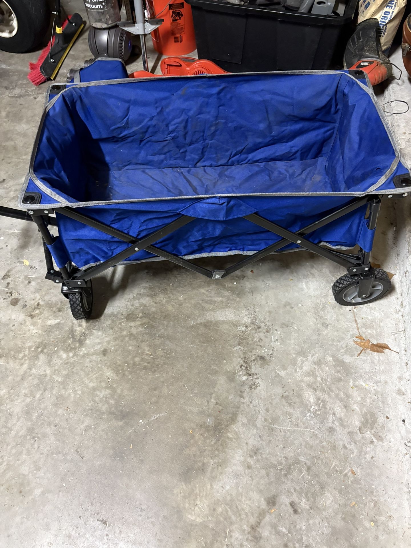 Foldable pull Cart Wagon