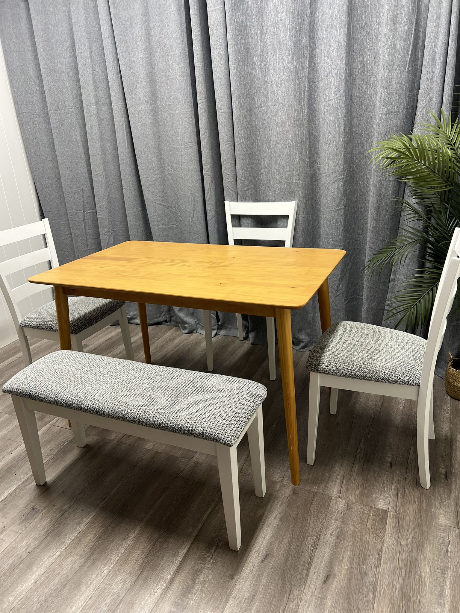 Dining Table and 3 Chairs Set