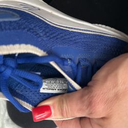 Under Armour Size 4.5Y