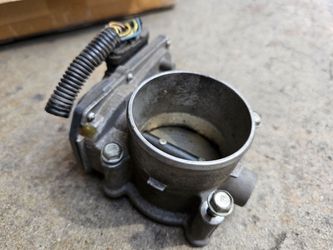 Subaru ej25 throttle body