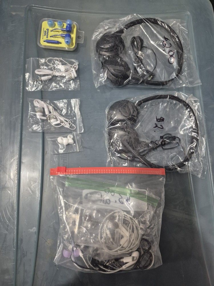 Headphones Lot!