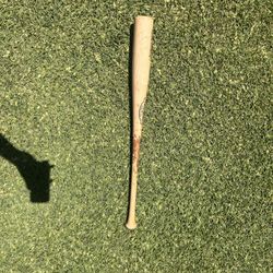 Wood bat (31in)