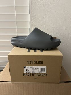 NEW adidas YEEZY Slide size US11 SLATE GREY