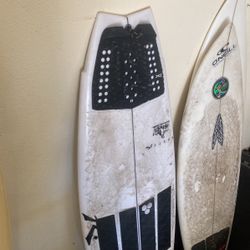 Surfboard 