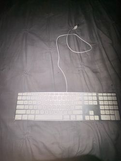 Brand apple keyboard