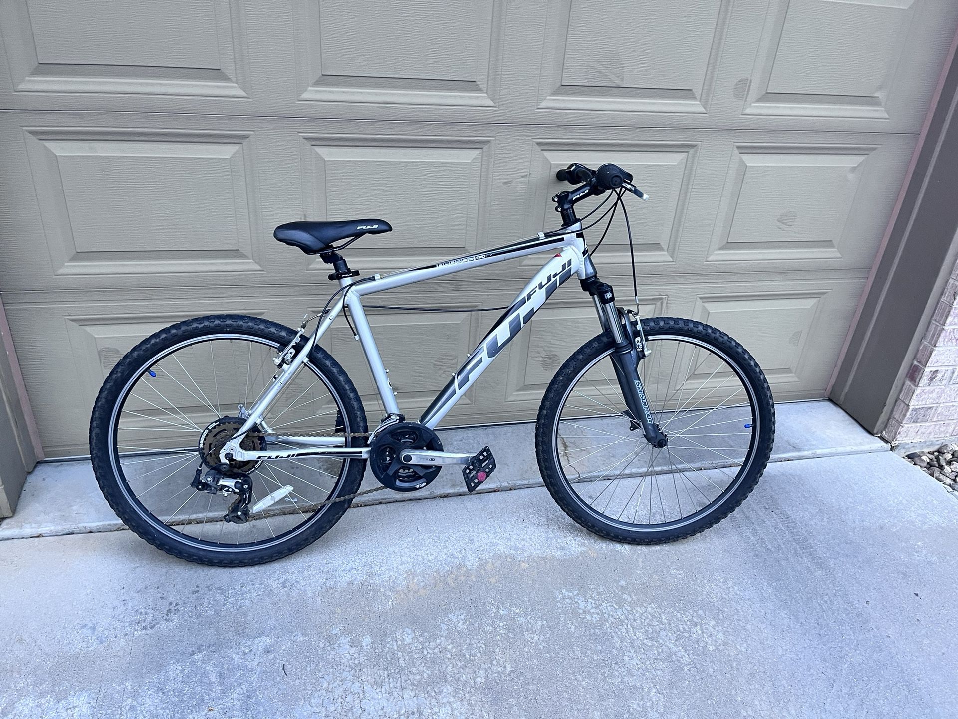 2011 Fuji Nevada 4.0 Mountain Bike for Sale in Littleton CO OfferUp