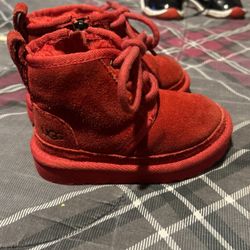 Ugg Size 7C 
