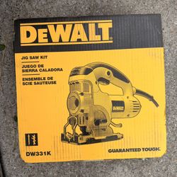 Dewalt  Corded Jigsaw Kit New