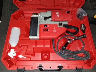 BRAND NEW MILWAUKEE ELECTROMAGNETIC DRILL KIT
