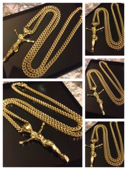 14K Gold Plated Miami Cuban Chain With Jesus Opened Arms Pendant