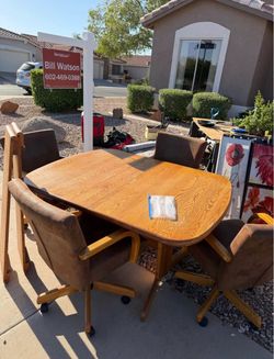 Solid Oak Dining Table & Chairs