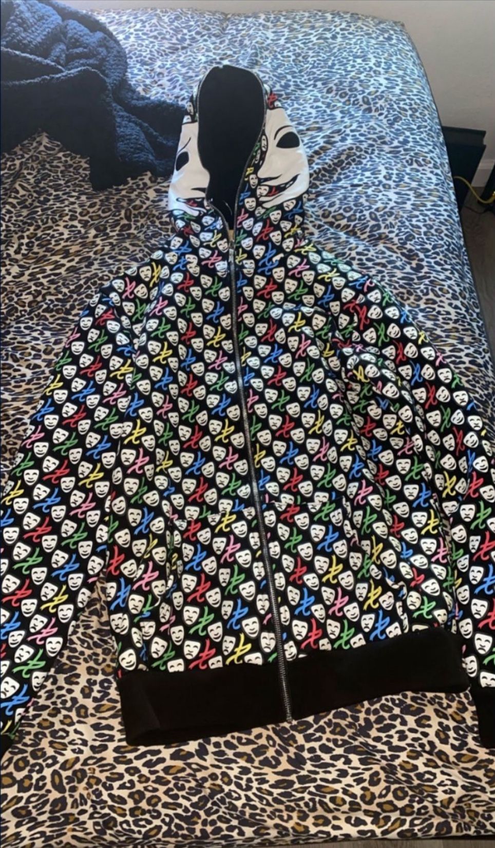 Asaali Hoodie No Trades