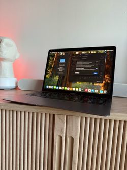M1 Macbook Air 16GB 256GB