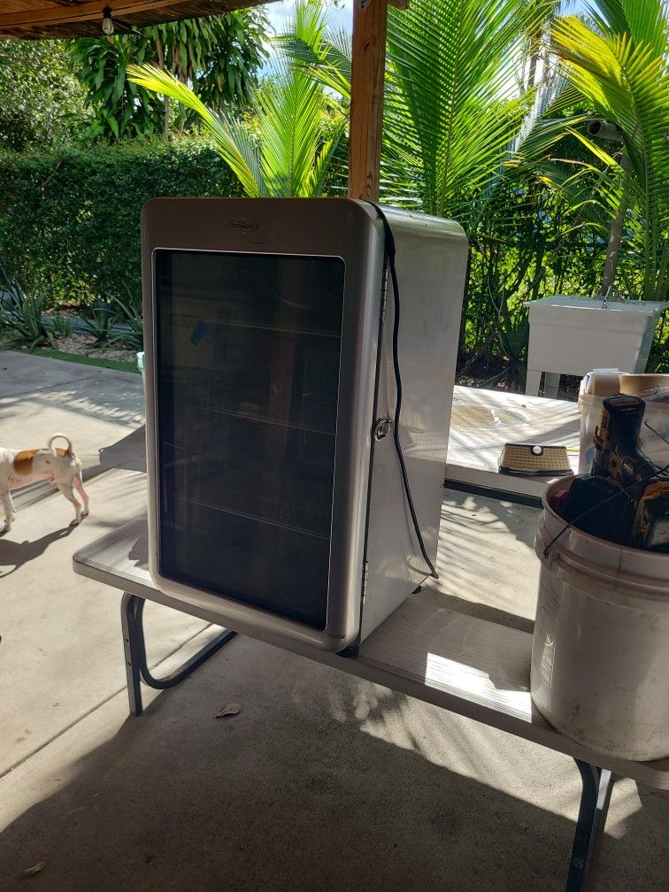 Dispensador de bebidas.