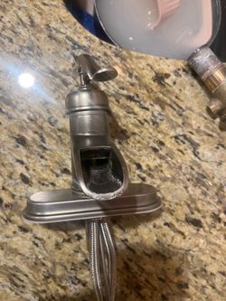Bathroom faucet