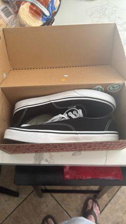 Tennis Shoes