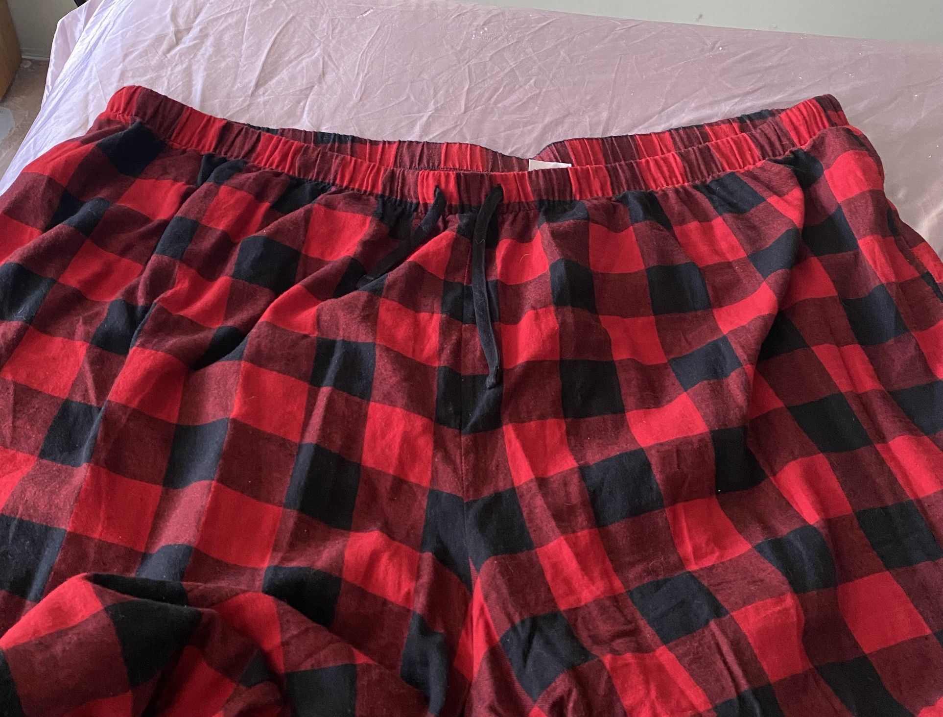 Wondershop Womens Size 3XL, Red & Black Buffalo Check Fleece Pajama Pants