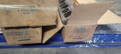 1970  BOSS  302 Heads & Intake 