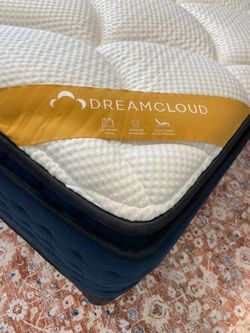 Cal King Dreamcloud Premier Rest Mattress