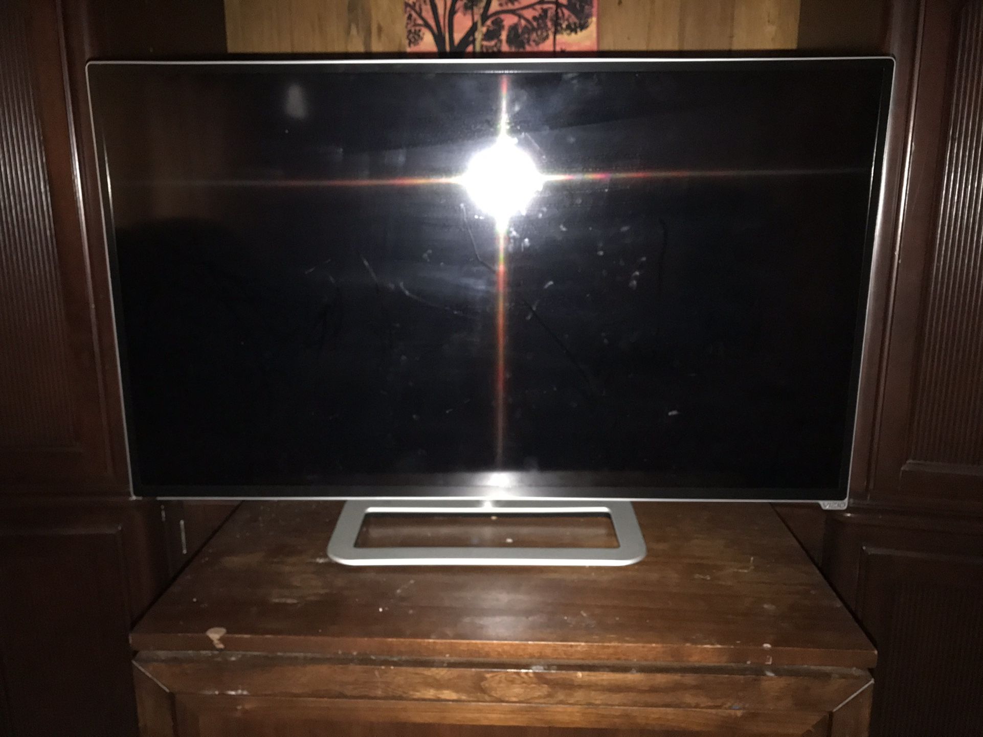 Vizo Smart Tv 4K 42in (Free Netflix)