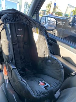 Infant car seat