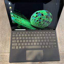 Surface Pro 6  With Smart Keyboard 