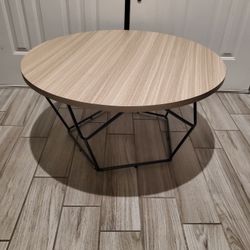 Coffee table 36”xH18”